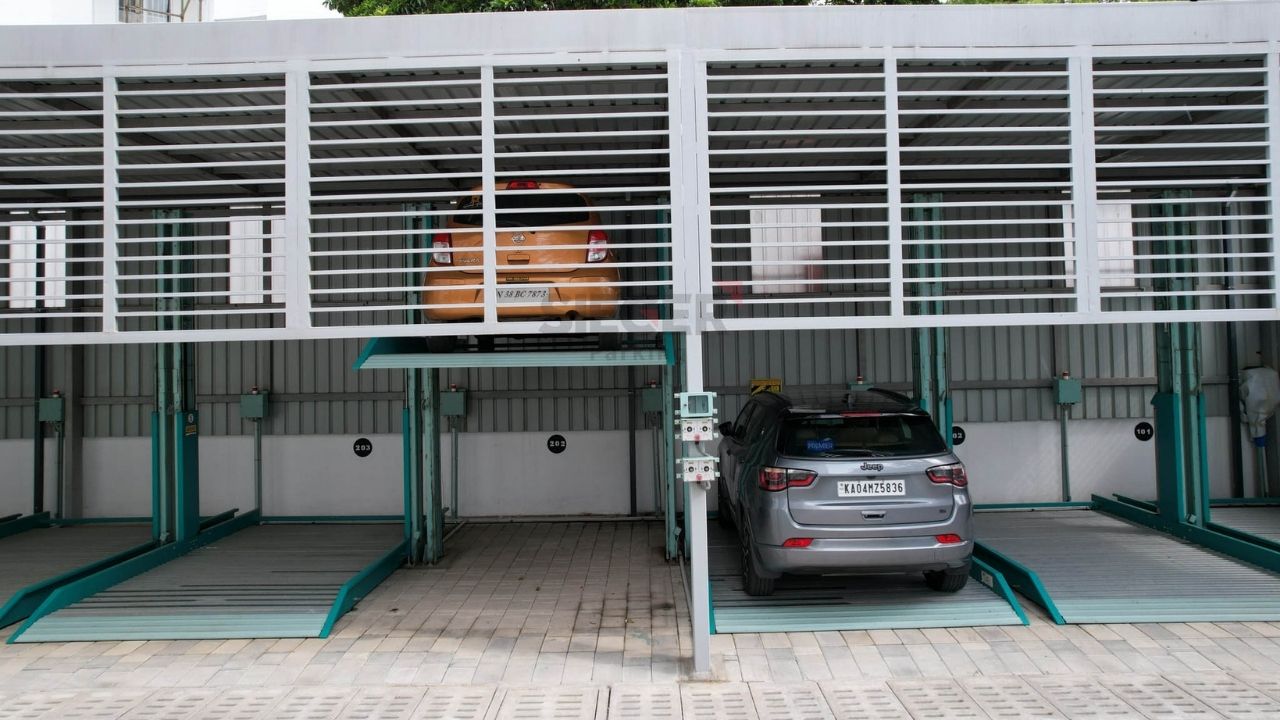 Stack Parking in Thrissur with 34 Cars