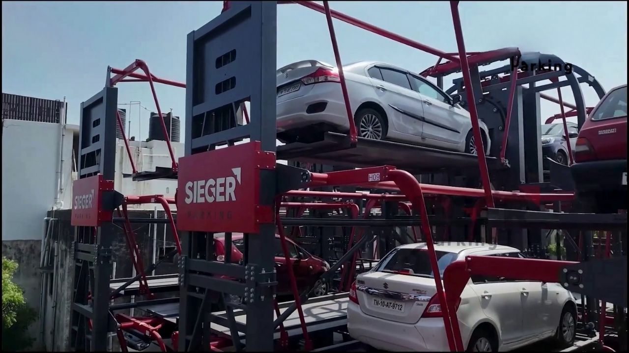 Rotary Parking in Salem with 100 Cars