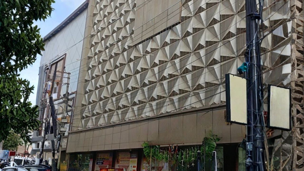 Stack Parking in Trichy with 84 Cars